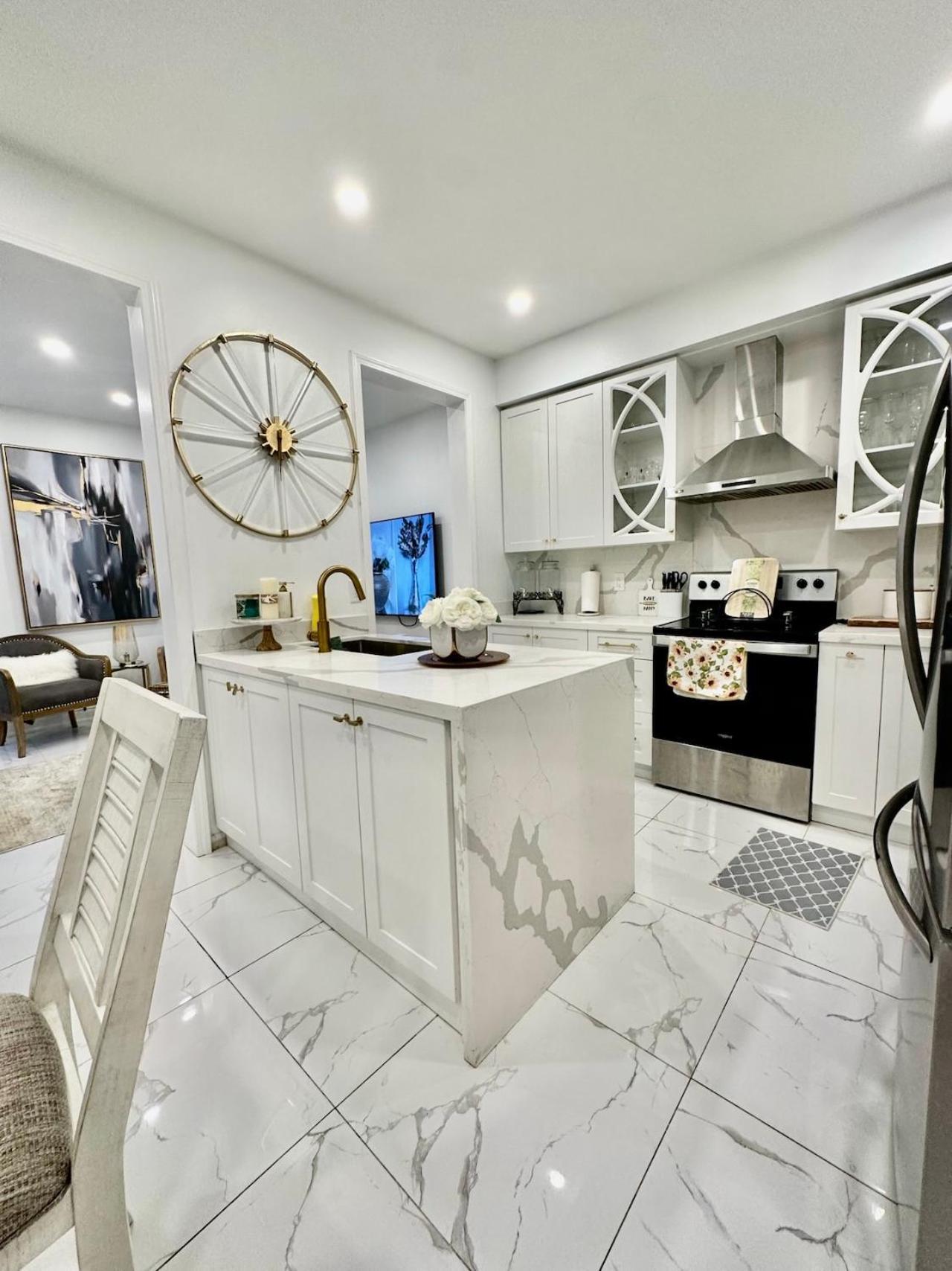 Luxury Home In Toronto Mississauga Bagian luar foto